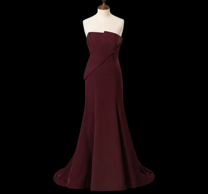 Burgundy wedding dresses plus size