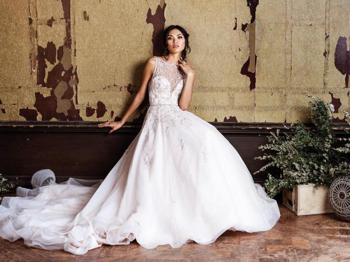 Justin alexander wedding dress price range